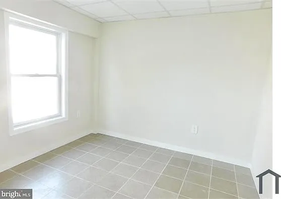 513 W Elm St #2
