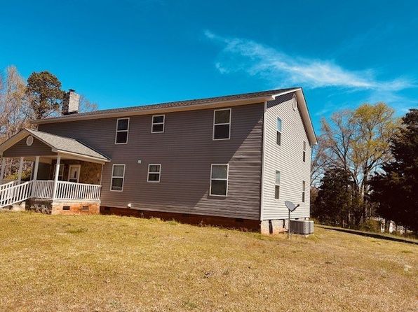 152 Walker Rd, Ware Shoals, SC 29692