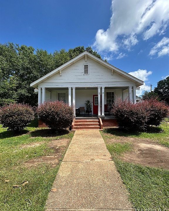 2nd image of 5 Johnson Ave