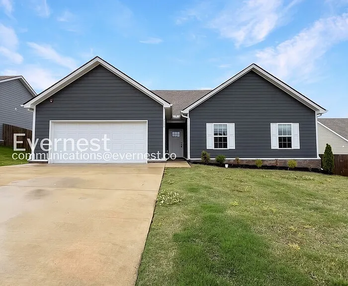 1036 Echo Ridge Rd — Photo 2