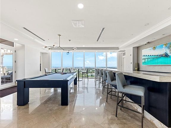 5th image of 511 SE 5th Avenue #2207