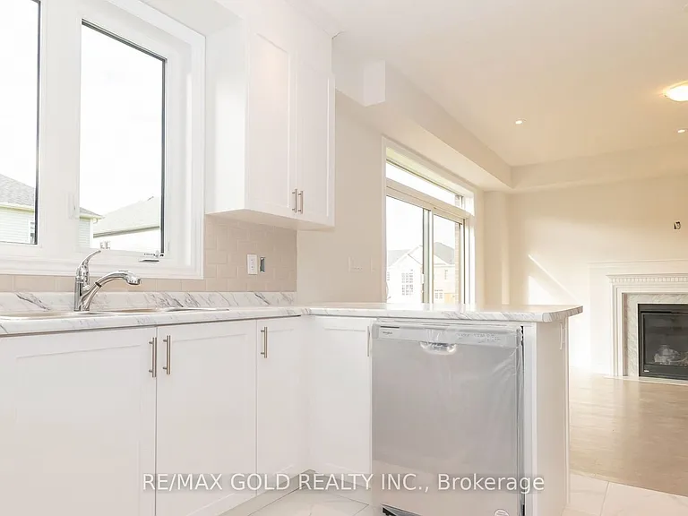 151 Terry Fox Dr — Photo 9