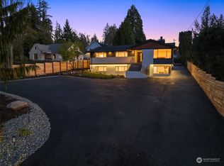 7635 NE 170th St, Kenmore, WA 98028