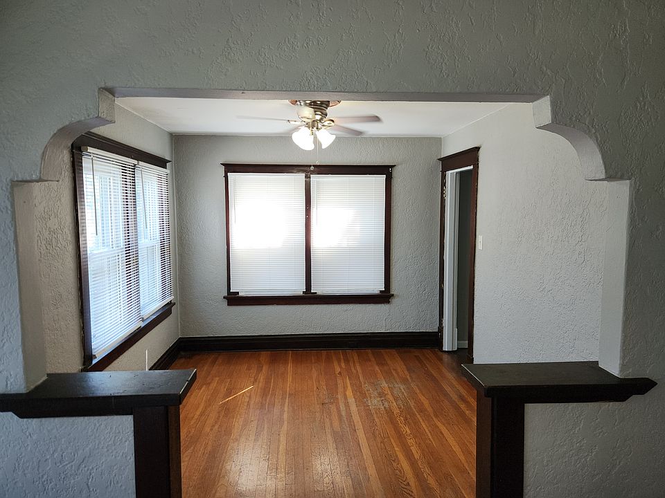1st image of 7632 Santa Monica Ave