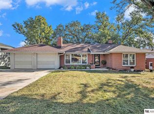 9605 N 30th St, Omaha, NE 68112