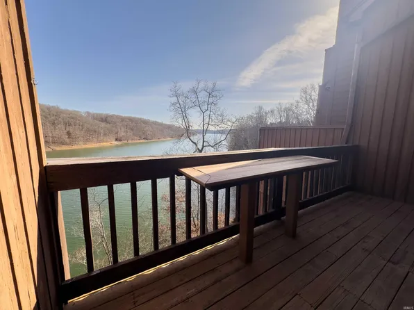 4014 E Eagle Bay Dr, Bloomington, IN 47401