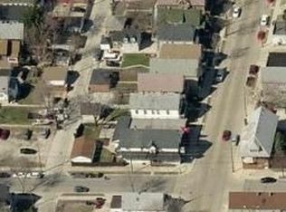 2485 S 6th St, Milwaukee, WI 53215