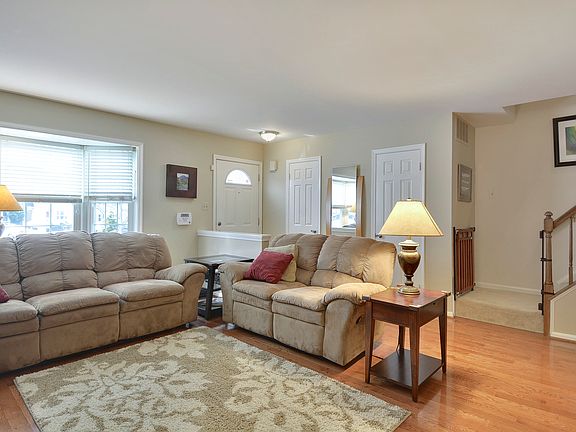 5th image of 14554 Creek Branch Ct