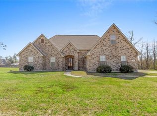 1361 Campfire Rd, Lake Charles, LA 70611