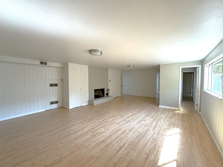 9000 Lake Washington Blvd NE — Photo 15