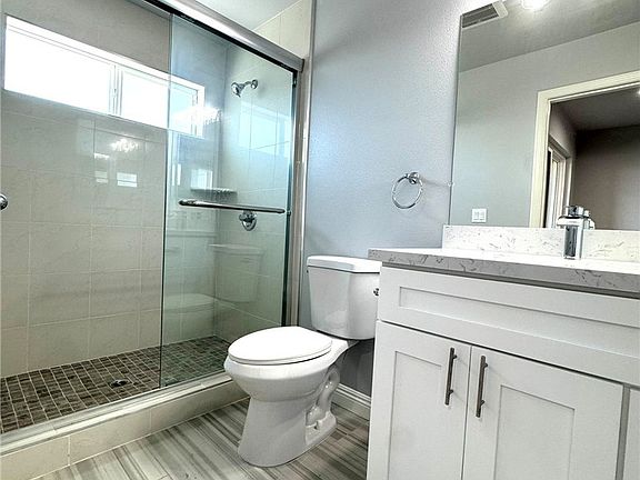 5th image of 15616 Amar Rd #I