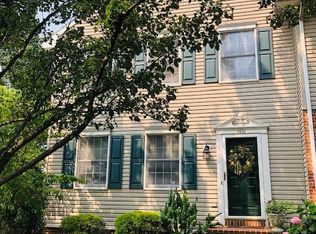 2848 Butternut Ln, York, PA 17408