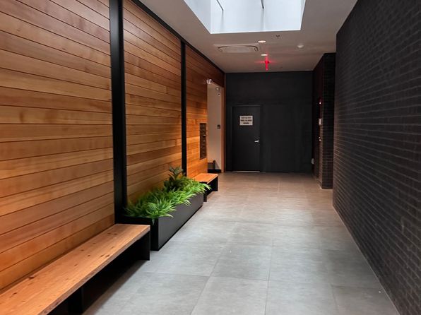 131 E Broad St APT 505