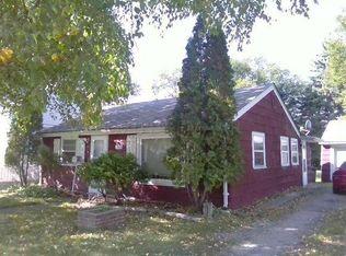 305 15th St S, Moorhead, MN 56560