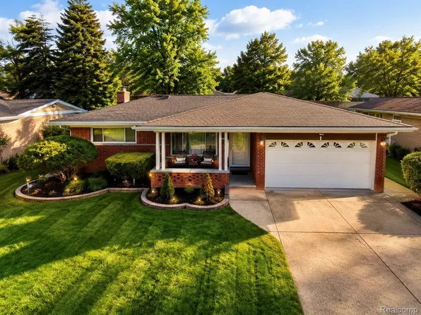 2253 Bernice Ave, Warren, MI 48091