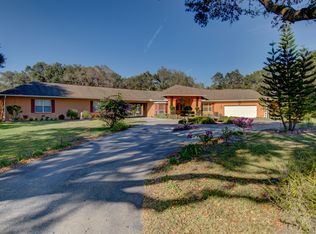 7333 Fox Trotting Rd, Sarasota, FL 34241