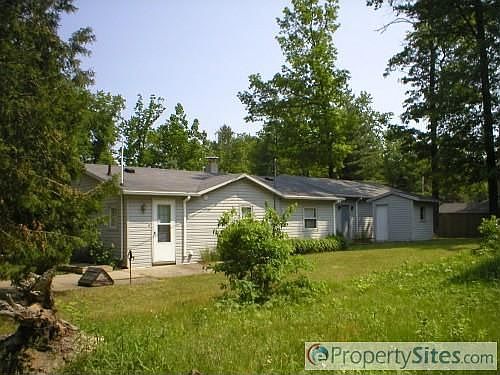 2nd image of 4090 N Eberhart Ave