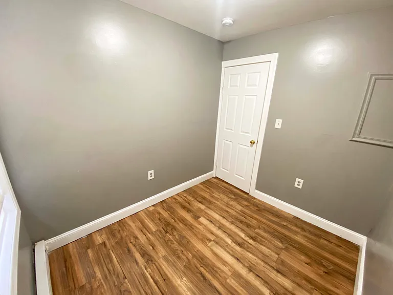 1934 W Ontario St #3 — Photo 6