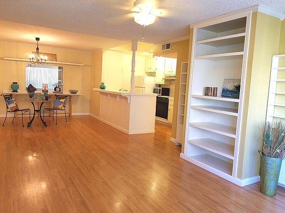 3rd image of 3141 Occidental Dr APT 1