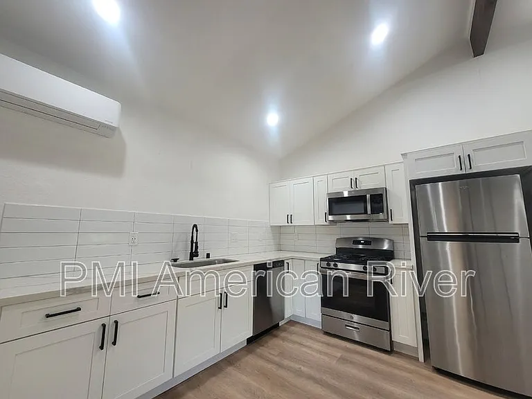 4841 Minnesota Ave #A — Photo 3