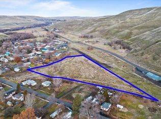 1 Front St, Starbuck, WA 99359