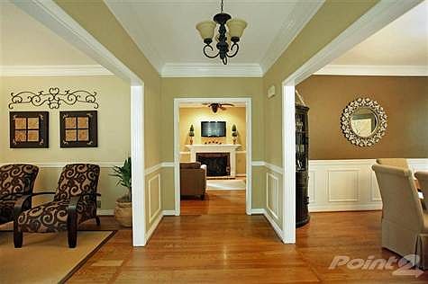 3rd image of 103 Clubhouse Dr