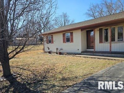 109 Hickory St, Harrisburg, IL, 62946