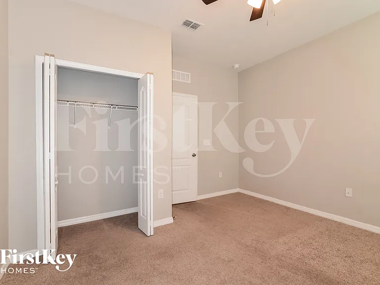 954 Glazebrook Loop — Photo 9