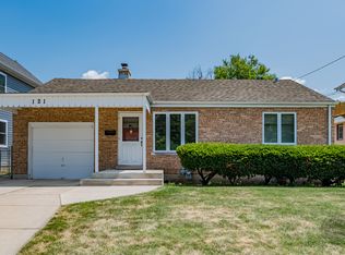 121 N Park Ave, Lombard, IL