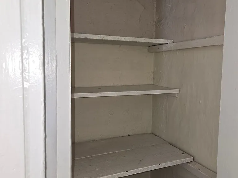 208 W Ormsby Ave. — Photo 13