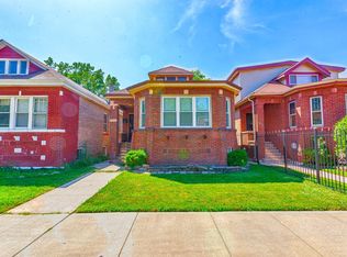 8824 S Racine Ave, Chicago, IL 60620