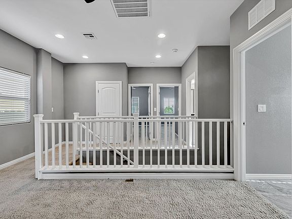 3rd image of 6789 Dragonfly Rock St