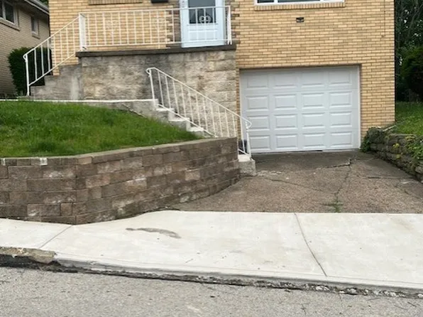 3208 Stewart St, McKeesport, PA 15132