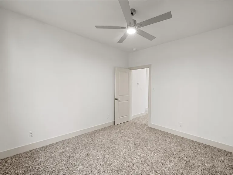 506 E Kimball St #1 — Photo 23