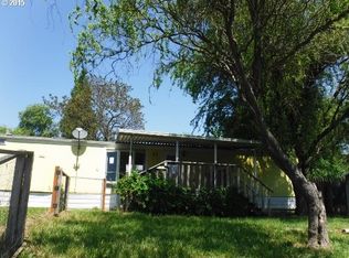 41 NE Darrell Ave, Winston, OR 97496