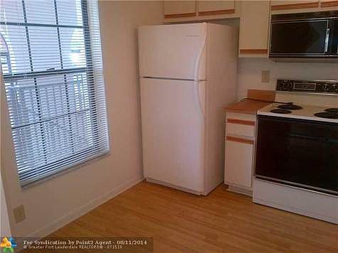 4th image of 2556 NW 89th Dr #2556