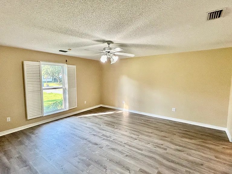 640 Wedgewood Dr — Photo 31
