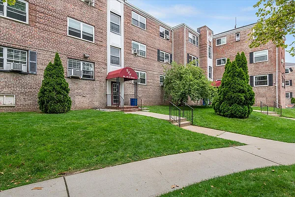 Sold by Century Homes Realty Group LLC | media 1