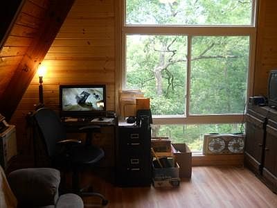 4th image of 1 Schwartz Hill Ln