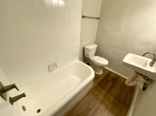 19 Royal St #3, Lowell, MA 01851