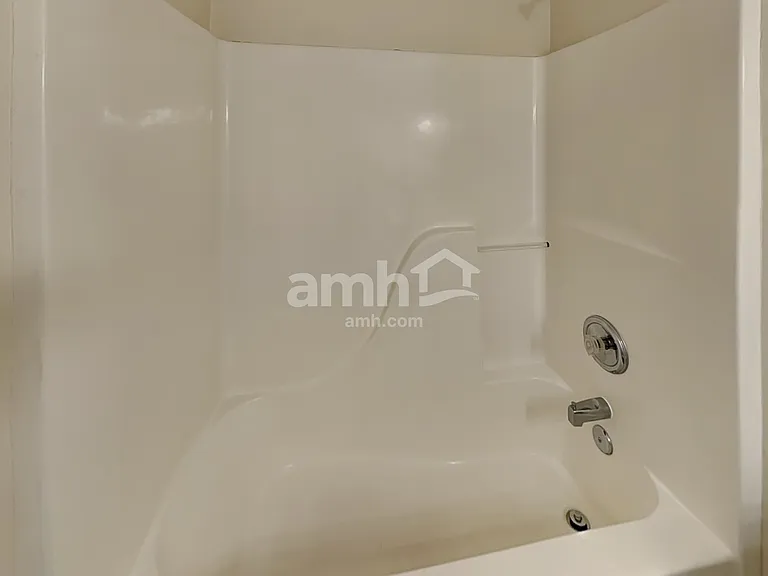 1092 Chapel Creek Rd SW — Photo 15