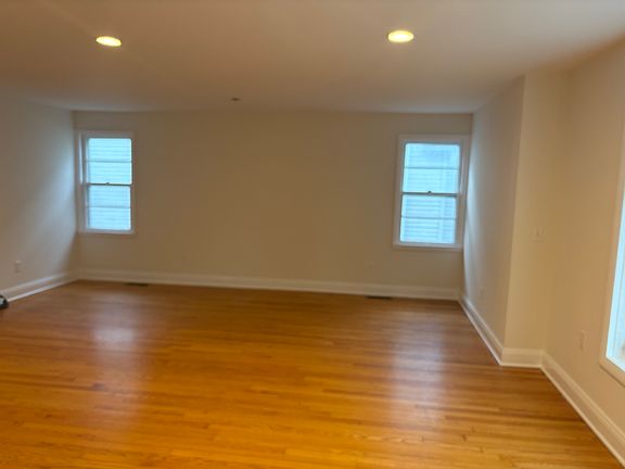 3rd image of 602 Courtland Ave #602