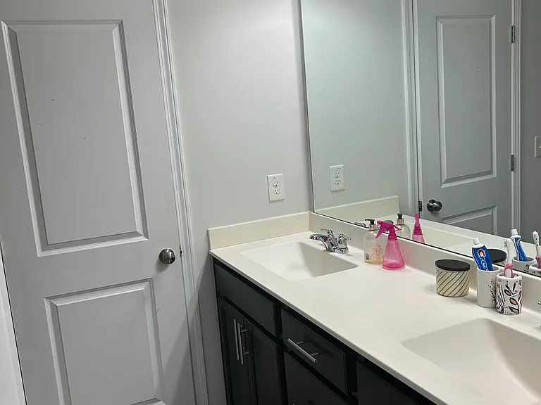 6337 Perry Creek Rd — Photo 1