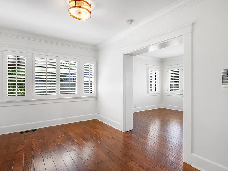 3375 Herman Ave — Photo 11