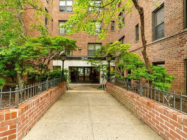 2244 Bronx Park E APT 1E, Bronx, NY 10467