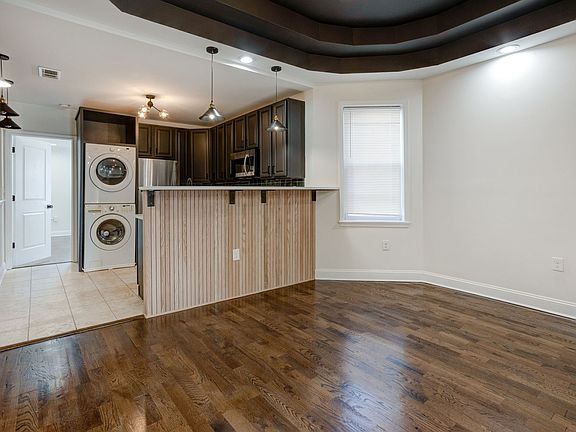 4th image of 5445 W Berks St APT B