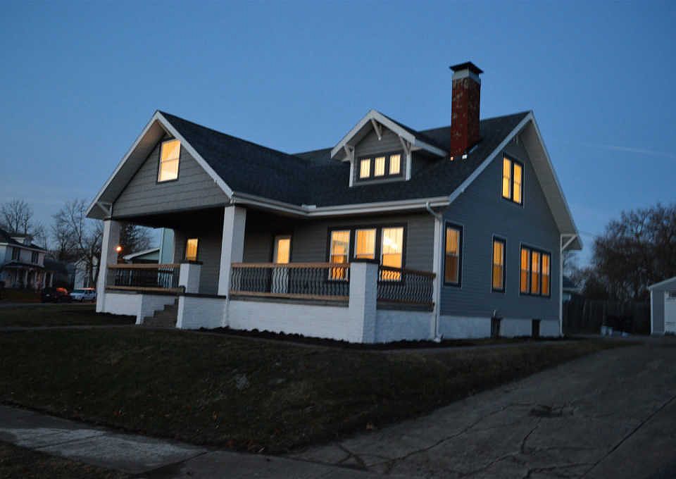 1st image of 1032 Highland Ave