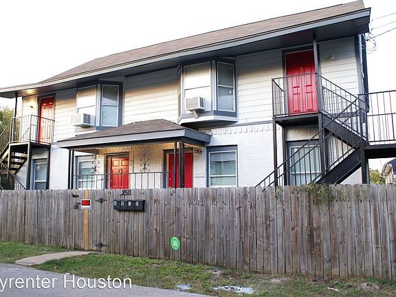 2nd image of 2511 Rosalie St #D