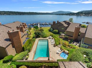 3110 W Lake Sammamish Pkwy SE APT 27, Bellevue, WA 98008