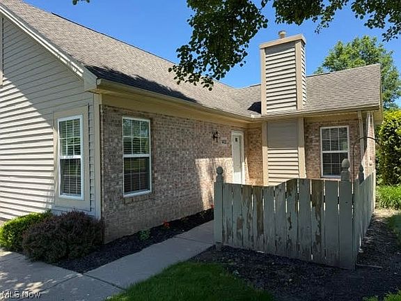 4th image of 1402 Willow Brook Dr NE